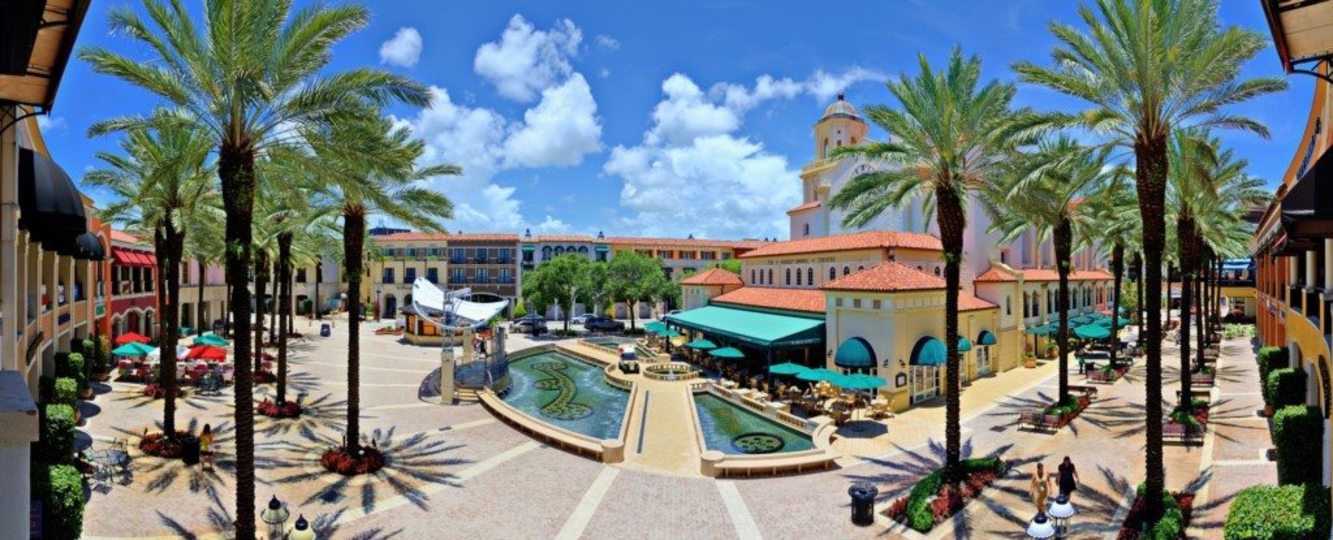 Beautiful Villa with Lagoon Style Pool in West Palm Beach , West Palm Beach Villa 1183