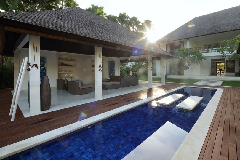 Escape to Your Dream Villa in Canggu’s Exclusive Oasis 1000