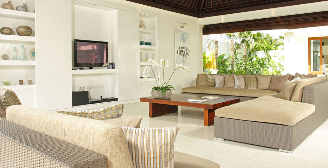 Escape to Your Dream Villa in Canggu’s Exclusive Oasis 1000