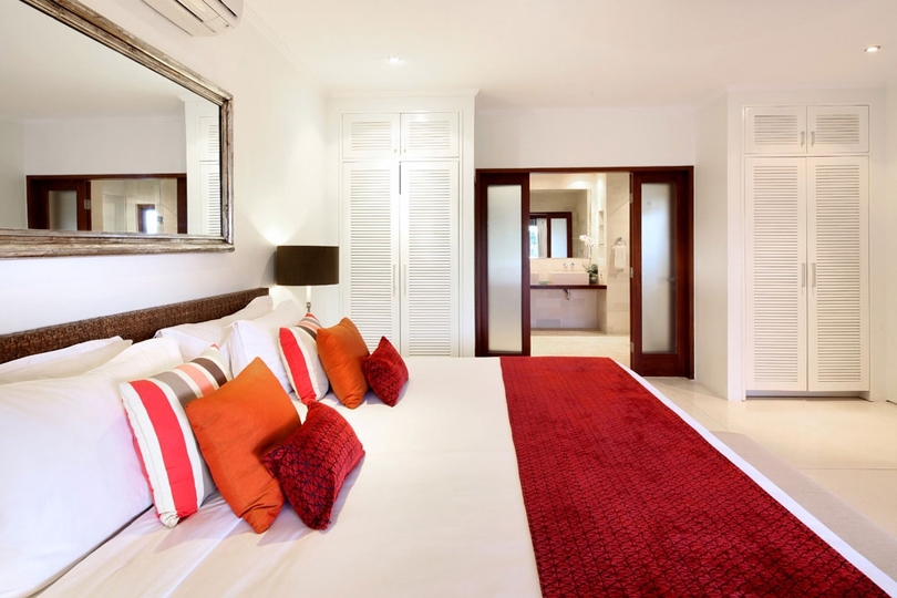 Escape to Your Dream Villa in Canggu’s Exclusive Oasis 1000