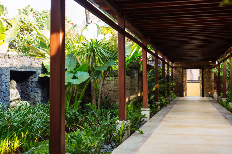 Secluded 5-Star Luxury by the Ocean – Bali Villa 1018