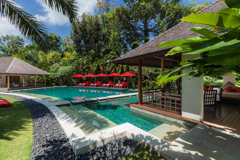 Bali Villa 1022: Your Private Oasis with Pool & Serenity