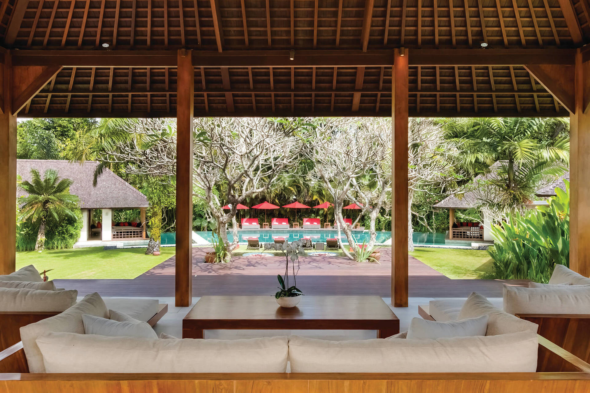 Bali Villa 1022: Your Private Oasis with Pool & Serenity