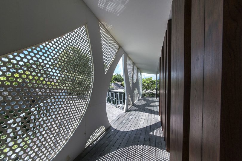 Sanctuary of Green and Glamour – Bali Villa 1024