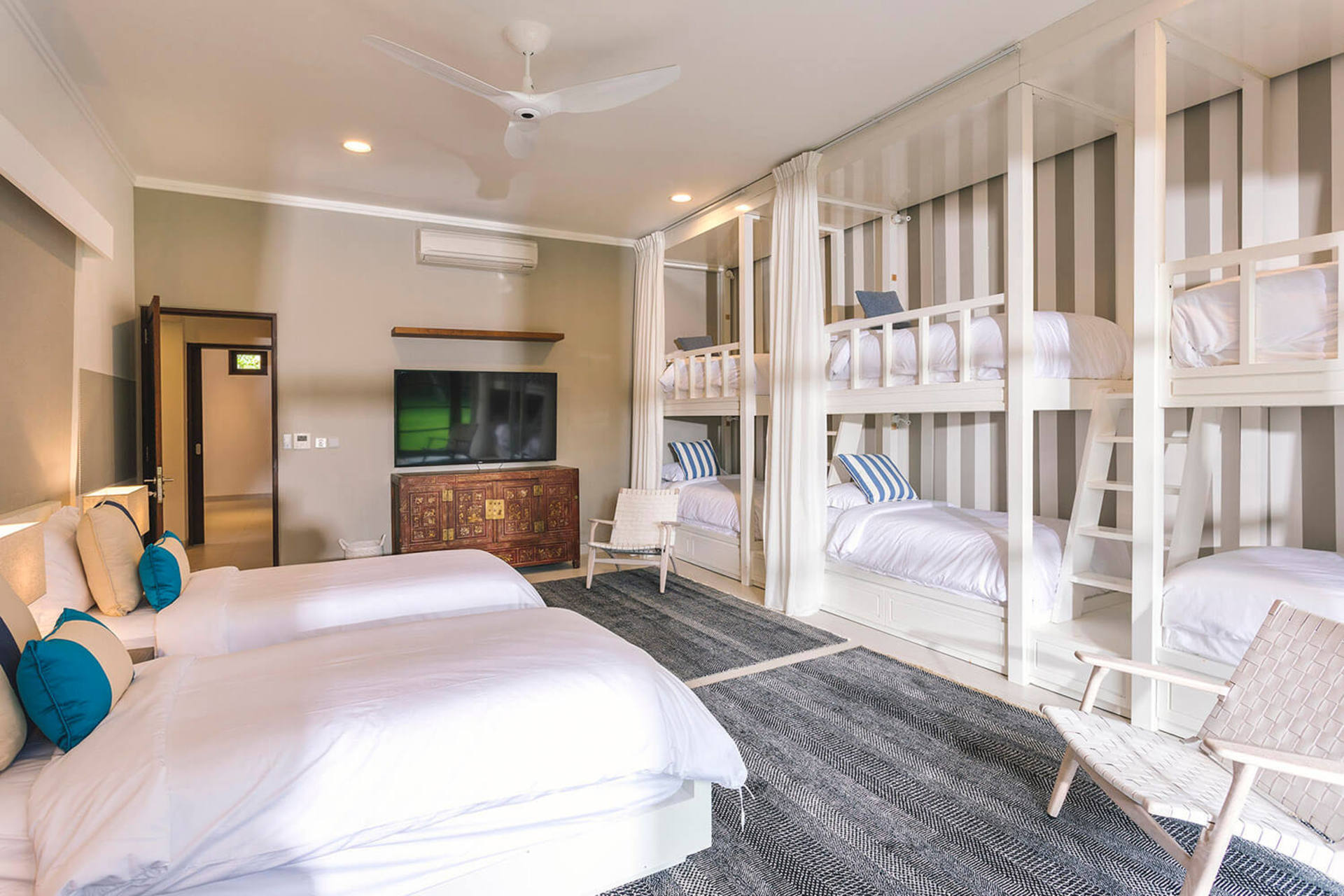 5 Star Villa in Bali, Minutes from the Beach, Bali Villa 1026