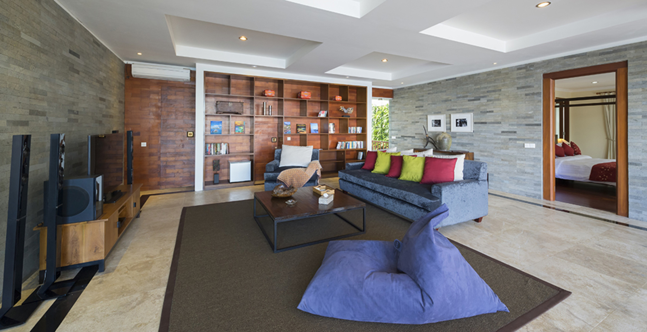 Scenic Hilltop Escape with Private Pool – Bali Villa 1030