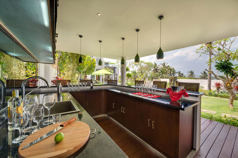 Luxury Ocean-View Retreat in Canggu – Bali Villa 1038