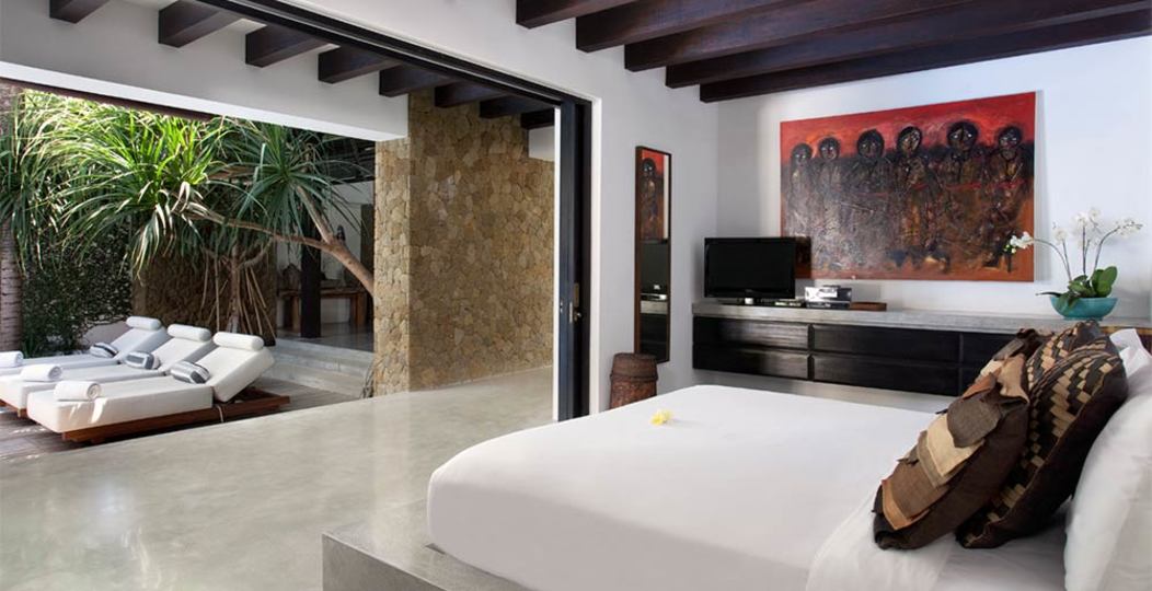 Luxury 5-Star Villa Steps from Echo Beach, Bali 1040