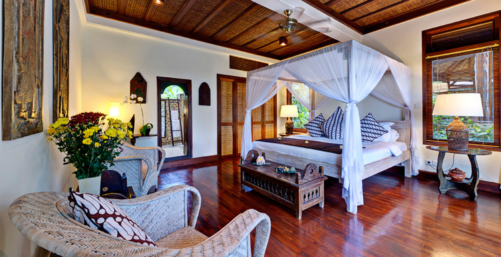 Elegant Beachfront Escape with Pool – Bali Villa 1046