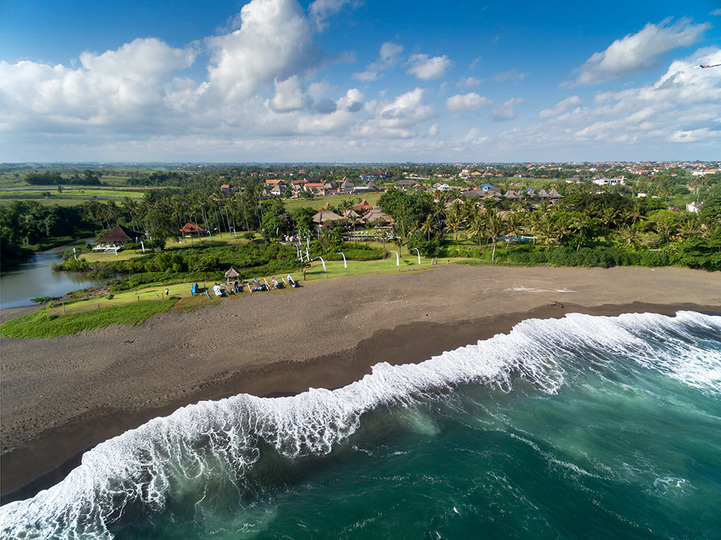 Elegant Beachfront Escape with Pool – Bali Villa 1046