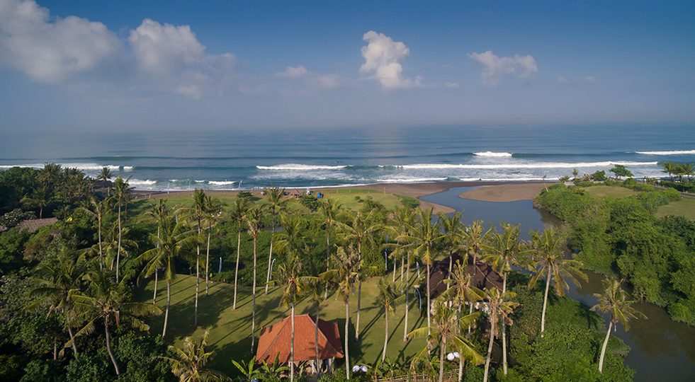 Elegant Beachfront Escape with Pool – Bali Villa 1046