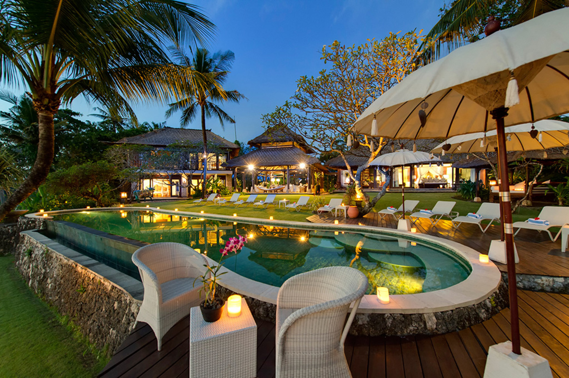 Elegant Beachfront Escape with Pool – Bali Villa 1046