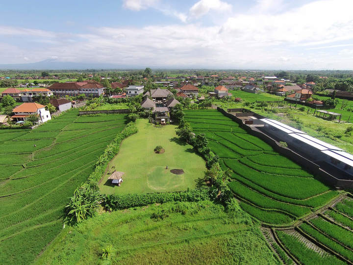 Elegance in Every Sunset – Bali Villa 1047