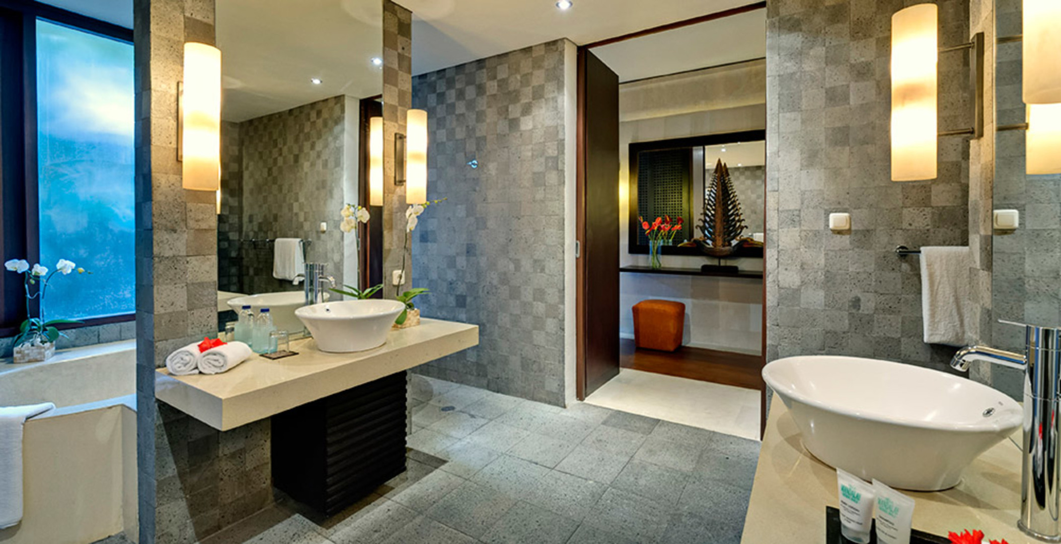 Elegance in Every Sunset – Bali Villa 1047