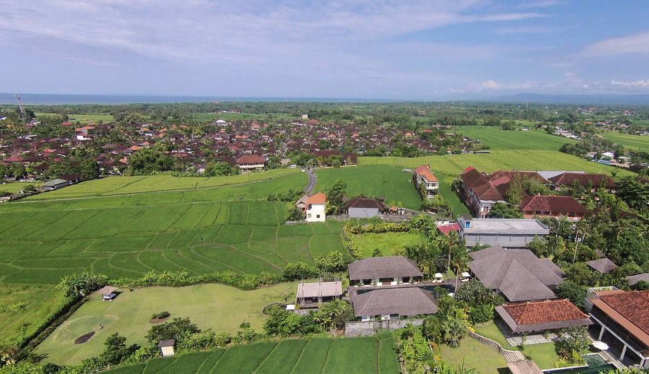 Elegance in Every Sunset – Bali Villa 1047