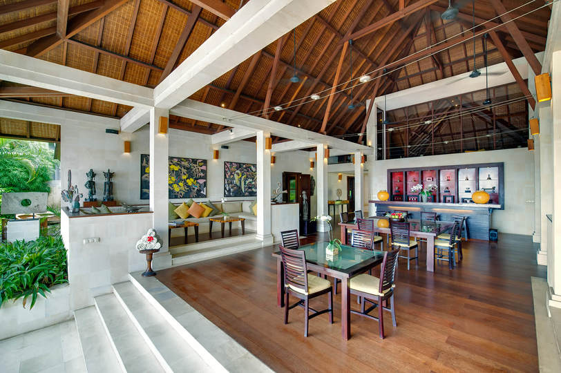 Elegance in Every Sunset – Bali Villa 1047