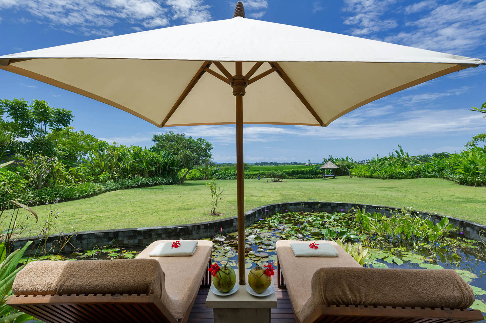 Elegance in Every Sunset – Bali Villa 1047