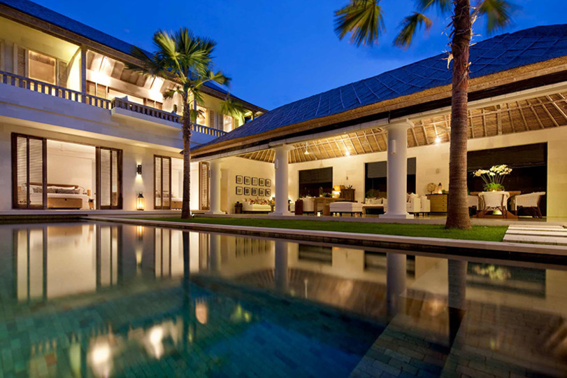 Serenity by the Shoreline – Bali Villa 1048