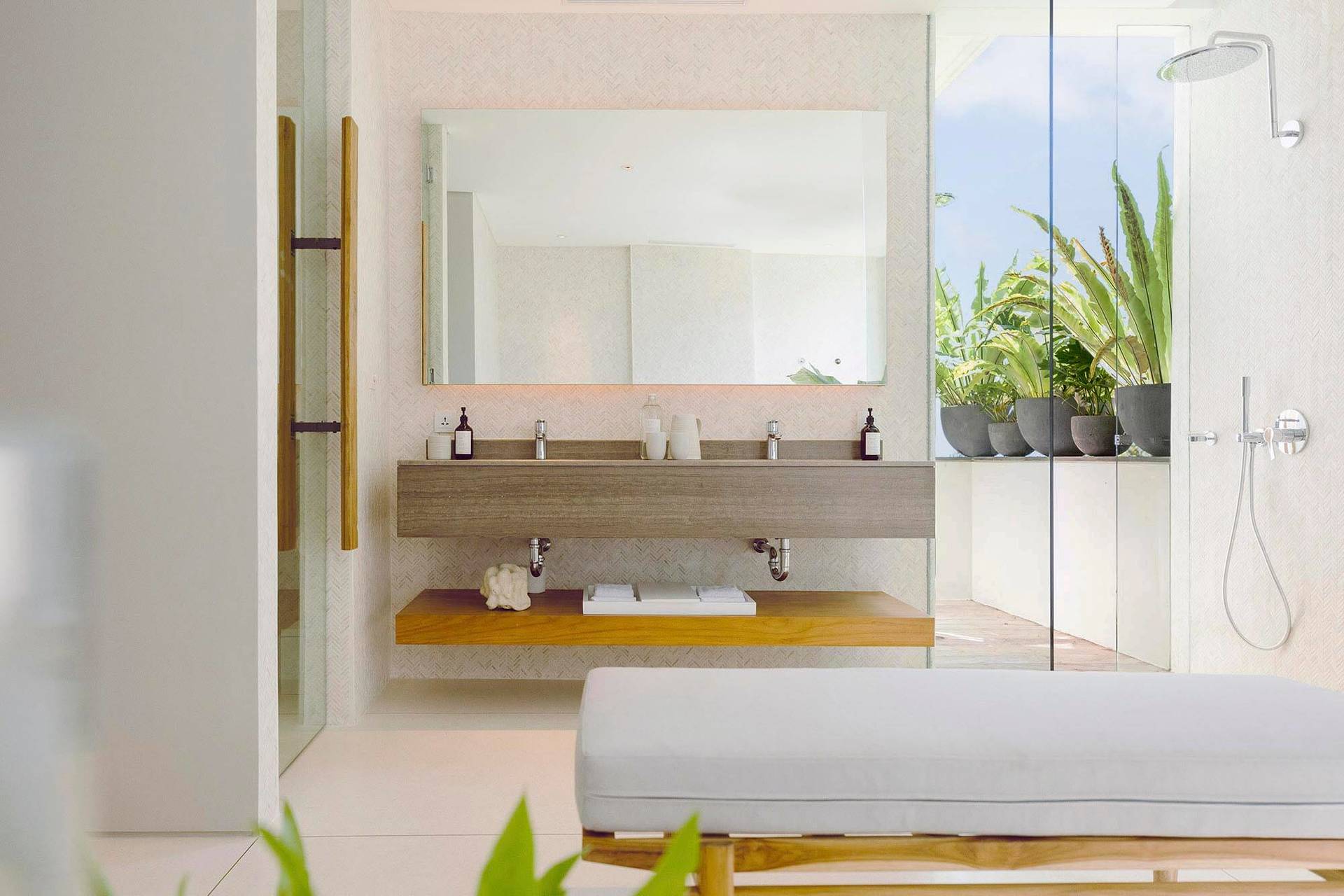 Glamorous Beachside Escape in Seminyak, Bali Villa 1055