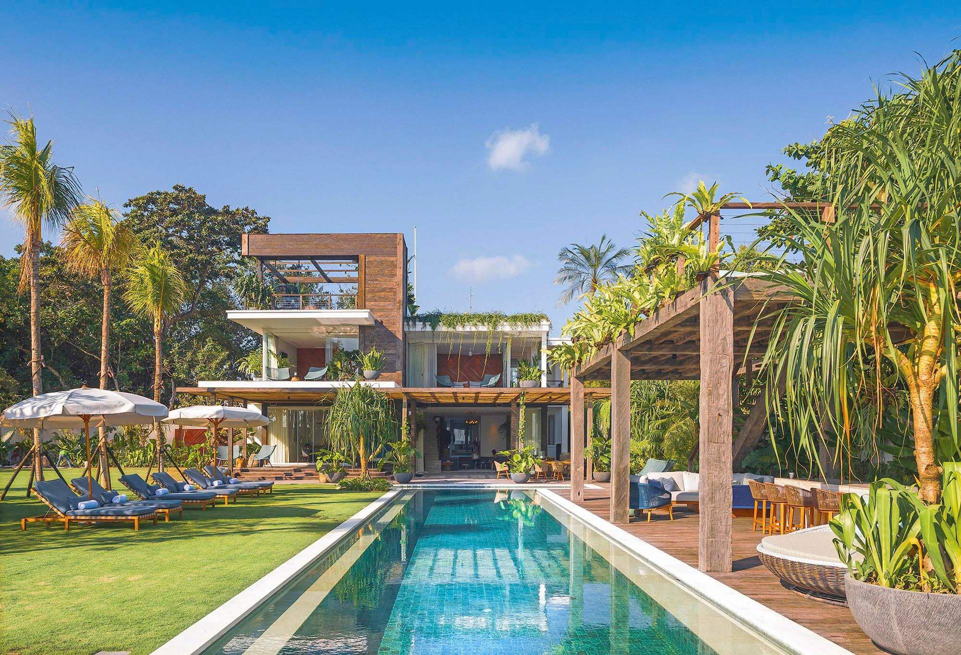 Glamorous Beachside Escape in Seminyak, Bali Villa 1055