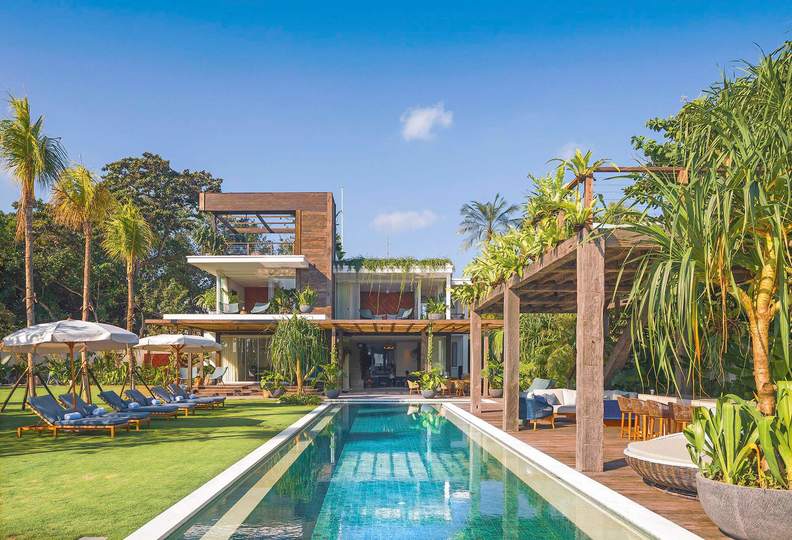 Glamorous Beachside Escape in Seminyak, Bali Villa 1055