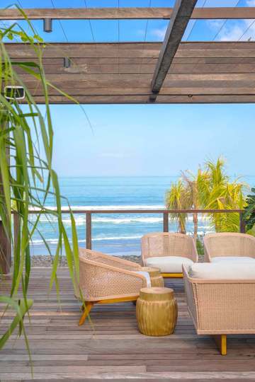 Glamorous Beachside Escape in Seminyak, Bali Villa 1055