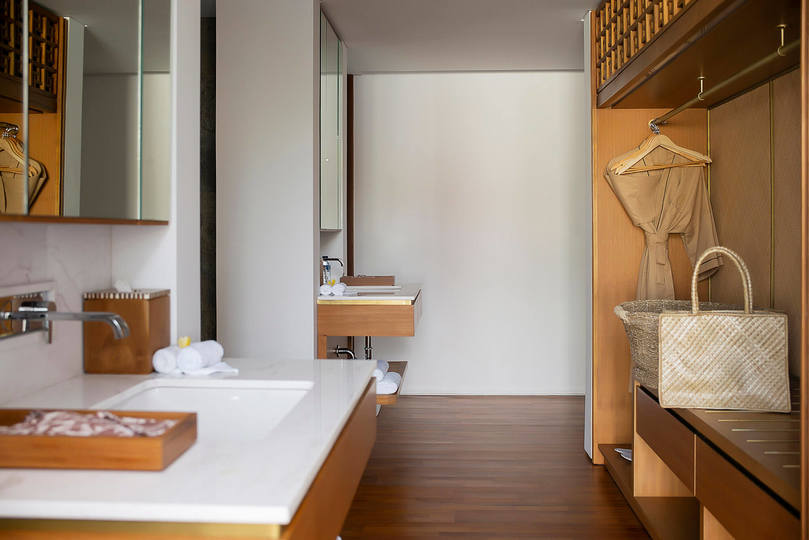 Stylish Beachside Villa with Pool & Stunning Views – Bali Villa 1068