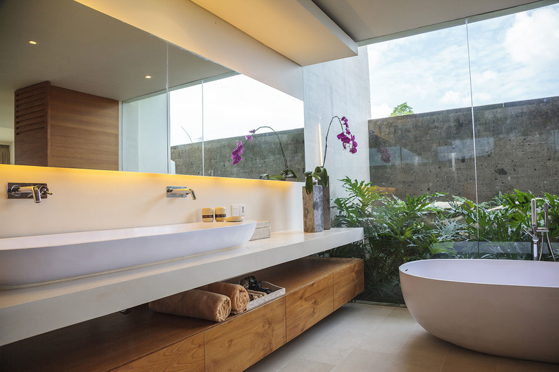 Where Tranquility Meets Luxury – Bali Villa 1071