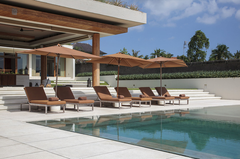 Where Tranquility Meets Luxury – Bali Villa 1071