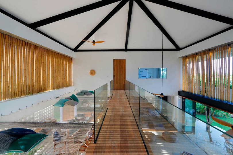 Steps from the Sea, Wrapped in Luxury – Bali Villa 1073