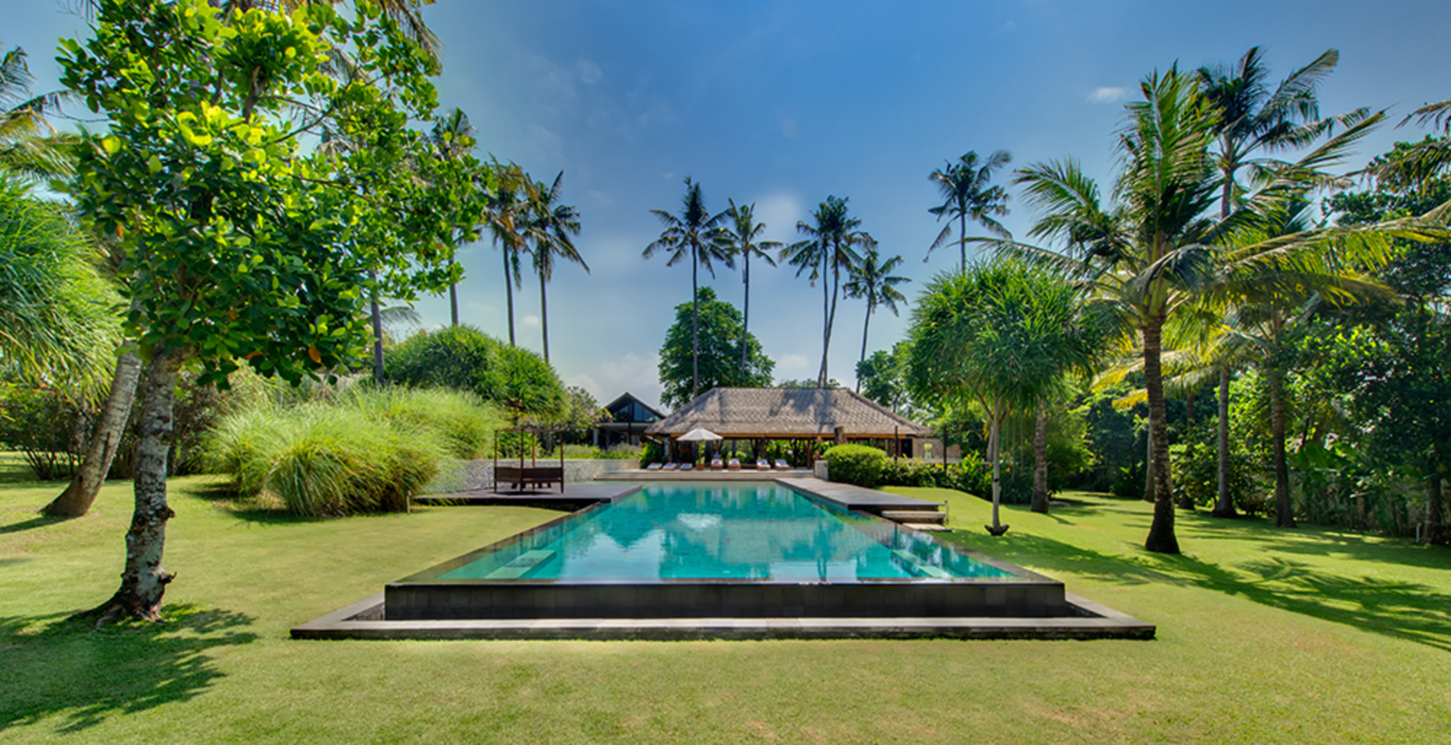 Luxury Rooted in Serenity – Bali Villa 1074