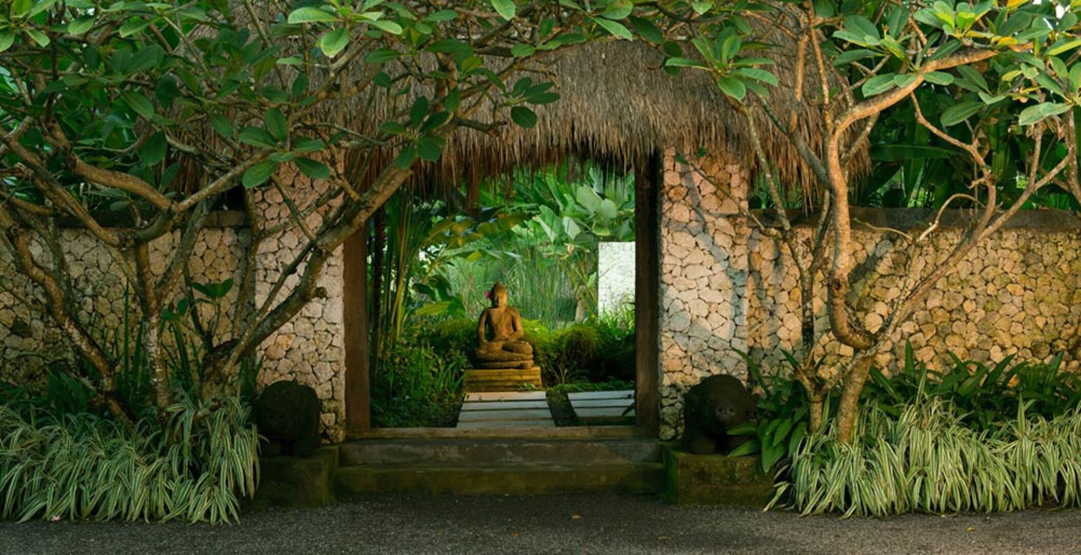 Luxury Rooted in Serenity – Bali Villa 1074