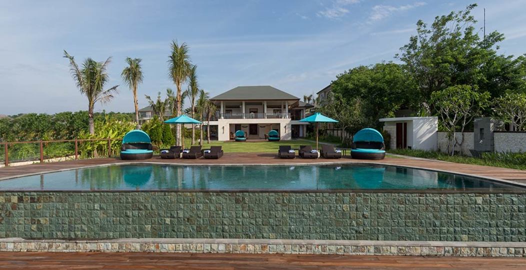 Secluded Elegance with Ocean Views – Bali Villa 1090