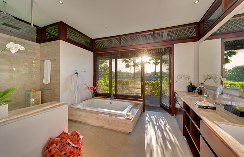 Serene Luxury Retreat with Poolside Bliss – Villa 1097