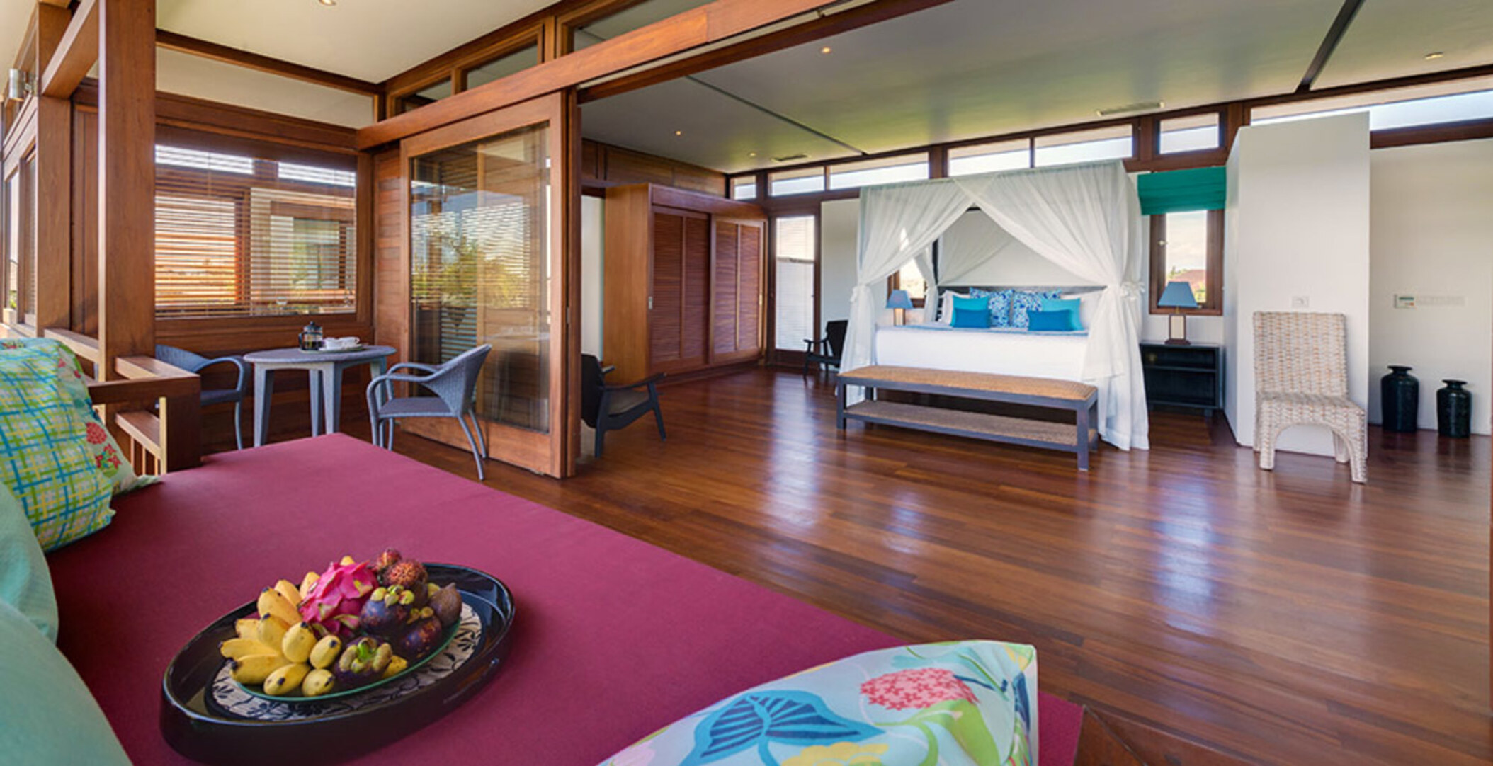 Spacious Luxury Retreat Near Beach – Bali Villa 1098