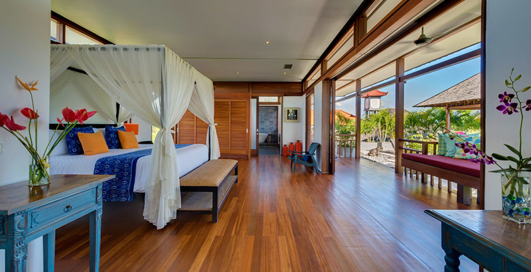 Spacious Luxury Retreat Near Beach – Bali Villa 1098