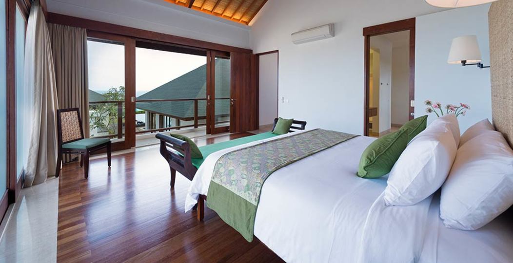 Clifftop Bliss with a Private Pool – Villa Maria 1107