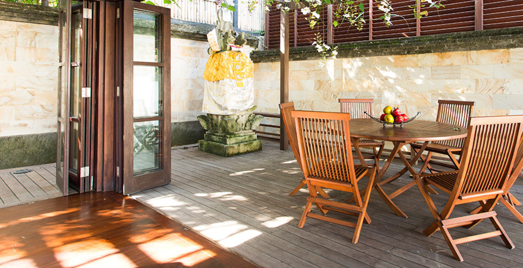 Elegant Coastal Villa with Jacuzzi – Bali Villa 1111