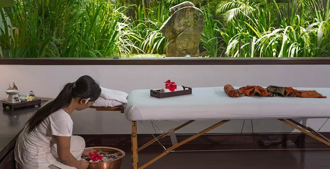 Luxury Villa Near Beach - Bali Villa 1120