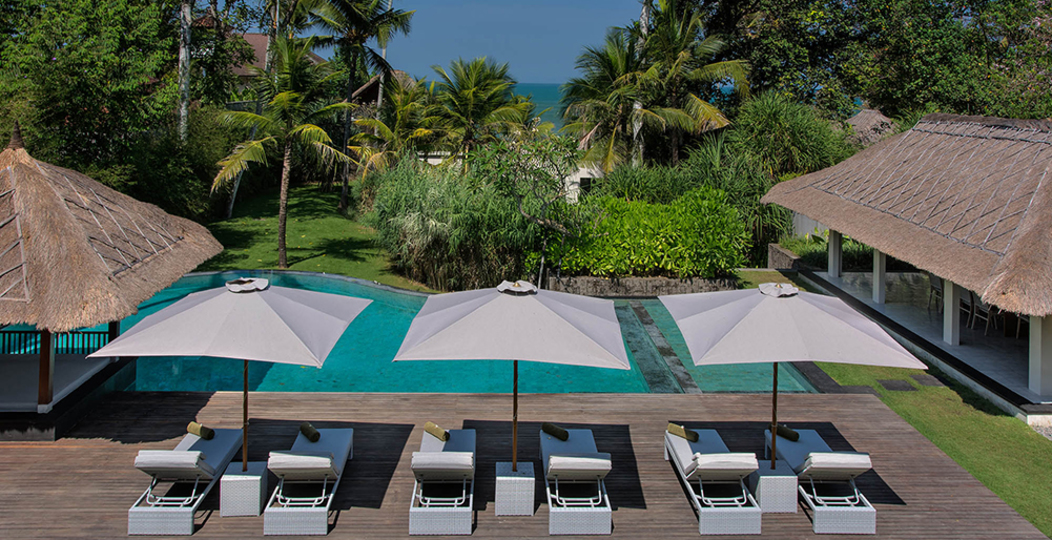 Rent a Luxury Villa in Bali Close to the Beach, Bali Villa 1130
