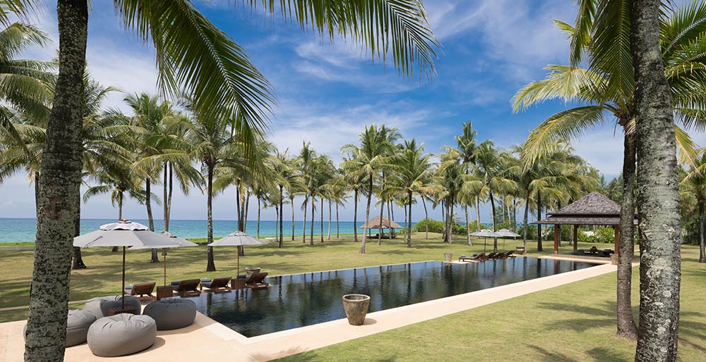 Dreamy Haven: 12 Bedroom Villa with Private Pool,1047