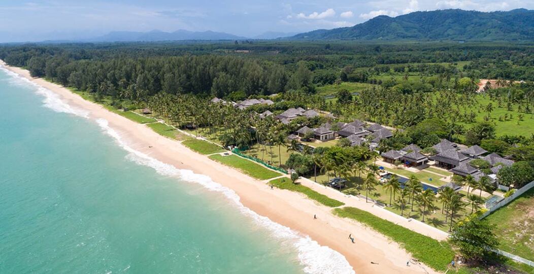 Dreamy Haven: 12 Bedroom Villa with Private Pool,1047