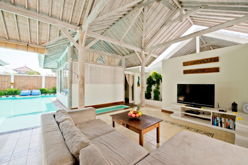 At Last, Rent Your Own 5 Star Private Villa in Seminyak at an Affordable Rate, Bali Villa 1145