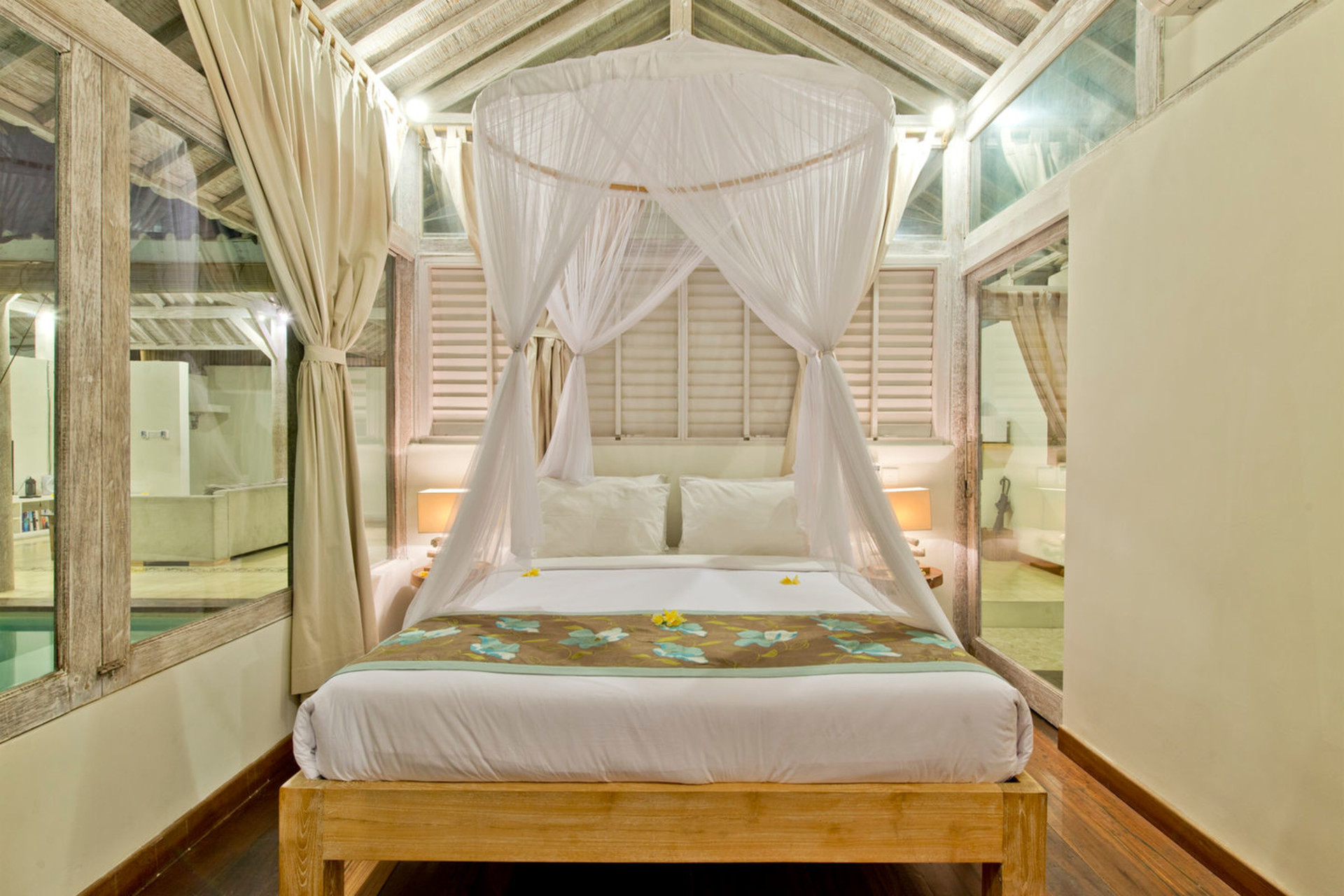 At Last, Rent Your Own 5 Star Private Villa in Seminyak at an Affordable Rate, Bali Villa 1145