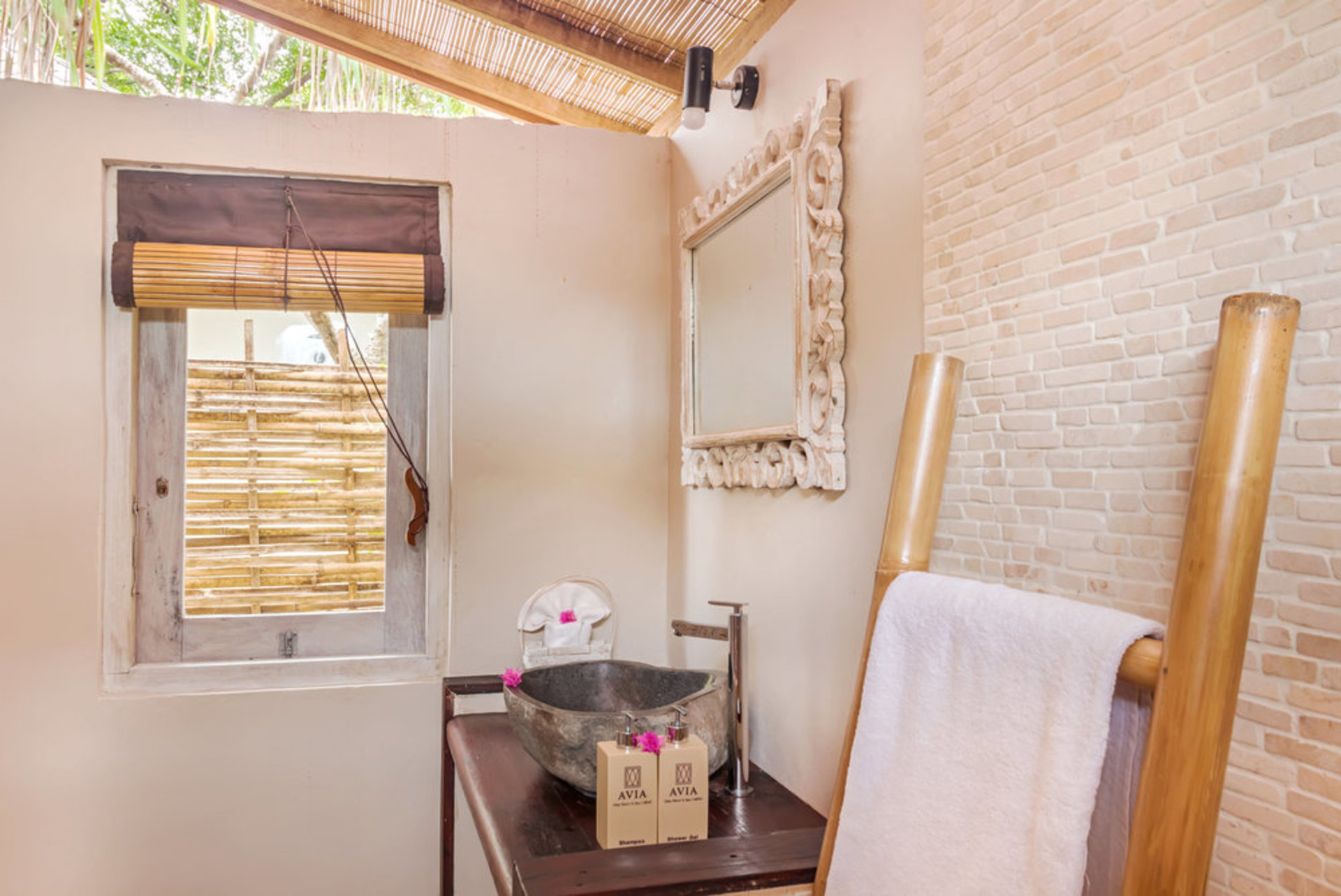 Luxury 3-Bedroom Villa Near Seminyak Attractions, Bali Villa 1157