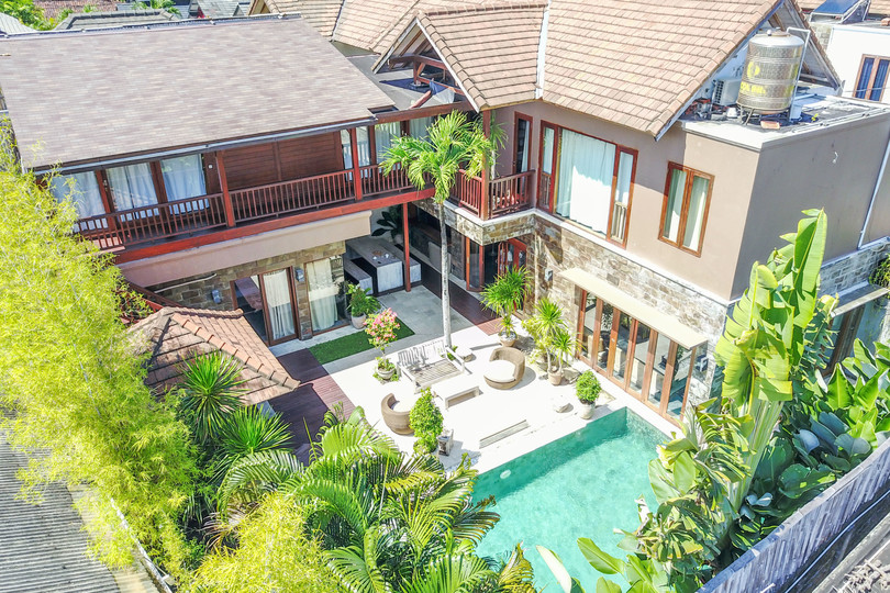 Luxury 5BR Family Villa Near Seminyak, Bali Villa 1167