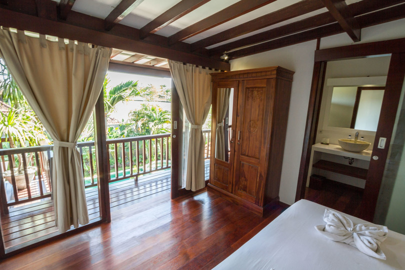 Luxury 5BR Family Villa Near Seminyak, Bali Villa 1167