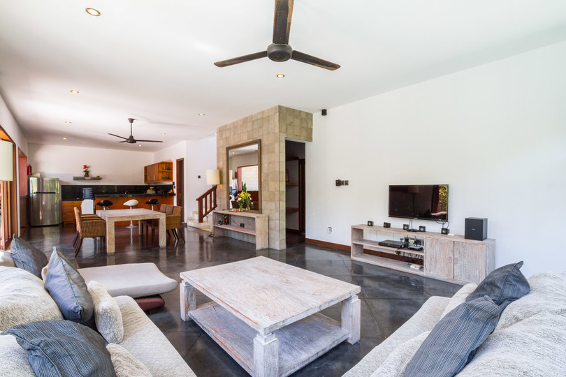 Luxury 5BR Family Villa Near Seminyak, Bali Villa 1167