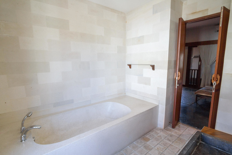 Luxury 5BR Family Villa Near Seminyak, Bali Villa 1167