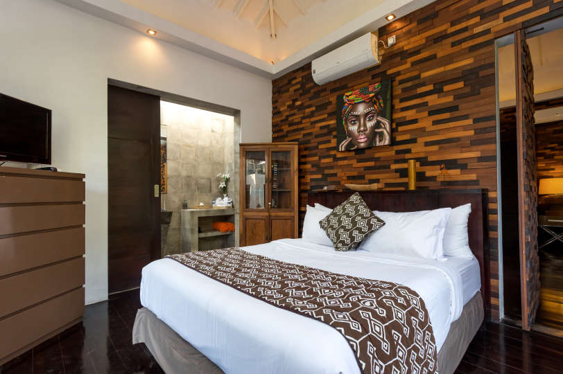 5 Bedroom Holiday Villa in Seminyak with Private Pool, Bali Villa 2001